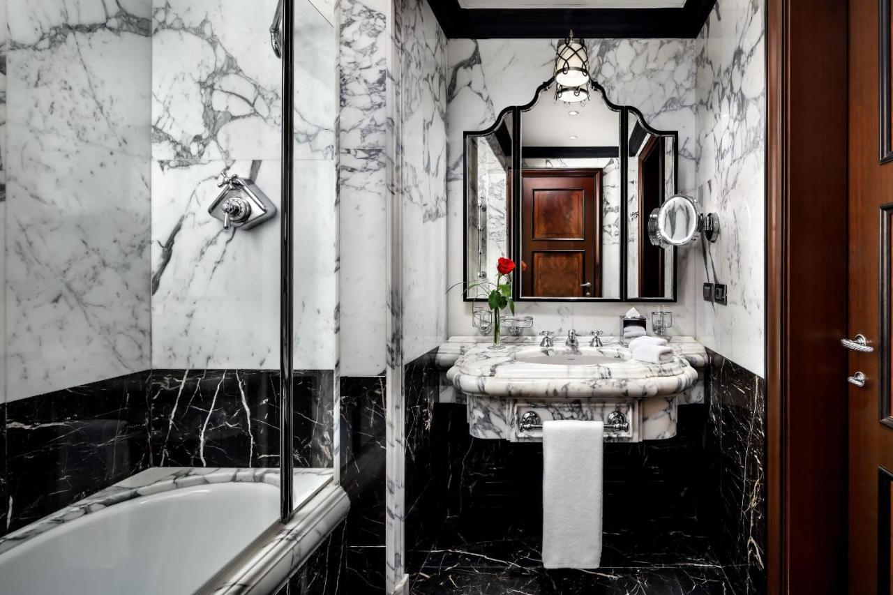 Hotel Danieli Venezia Esterno foto Bathroom
