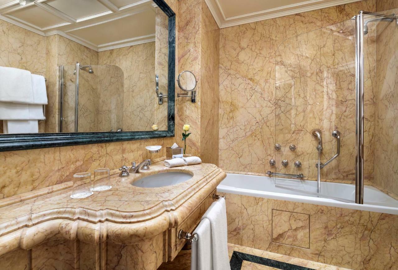 Hotel Danieli Venezia Esterno foto Bathroom